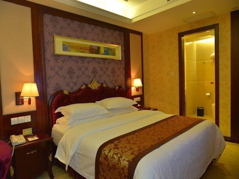 Vienna International Hotel Shanghai Pudong New District Caolu Exterior photo