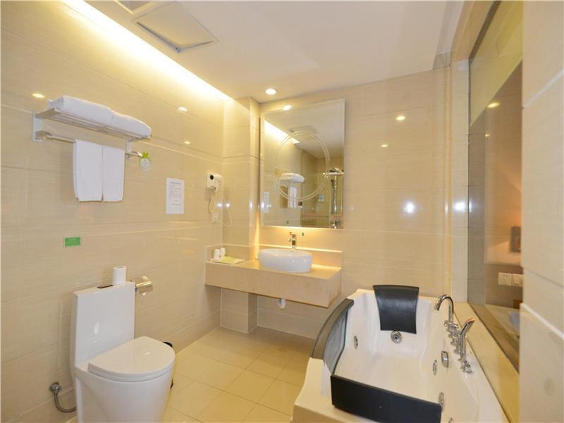 Vienna International Hotel Shanghai Pudong New District Caolu Exterior photo