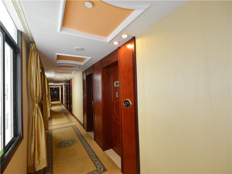 Vienna International Hotel Shanghai Pudong New District Caolu Exterior photo